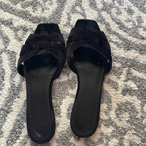 Slides by ysl used many times